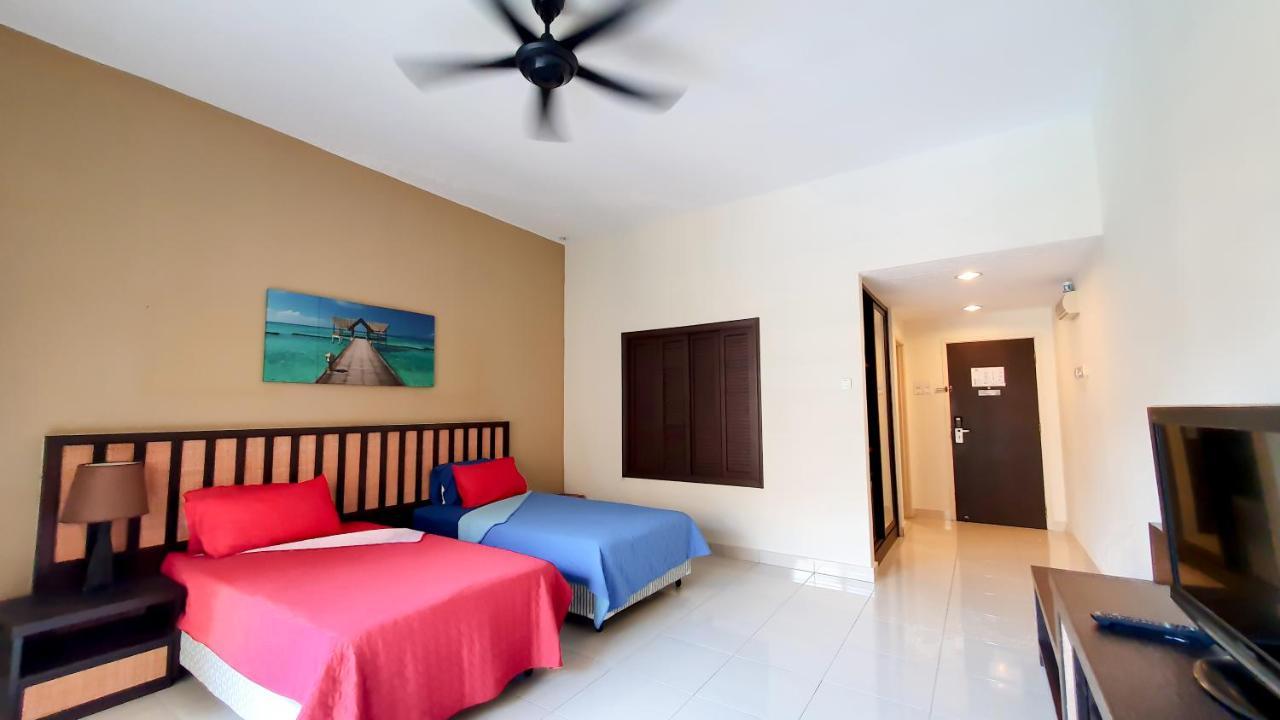 Gold Coast Morib By 369 Stay Kampong Tanjong Pechah Eksteriør billede