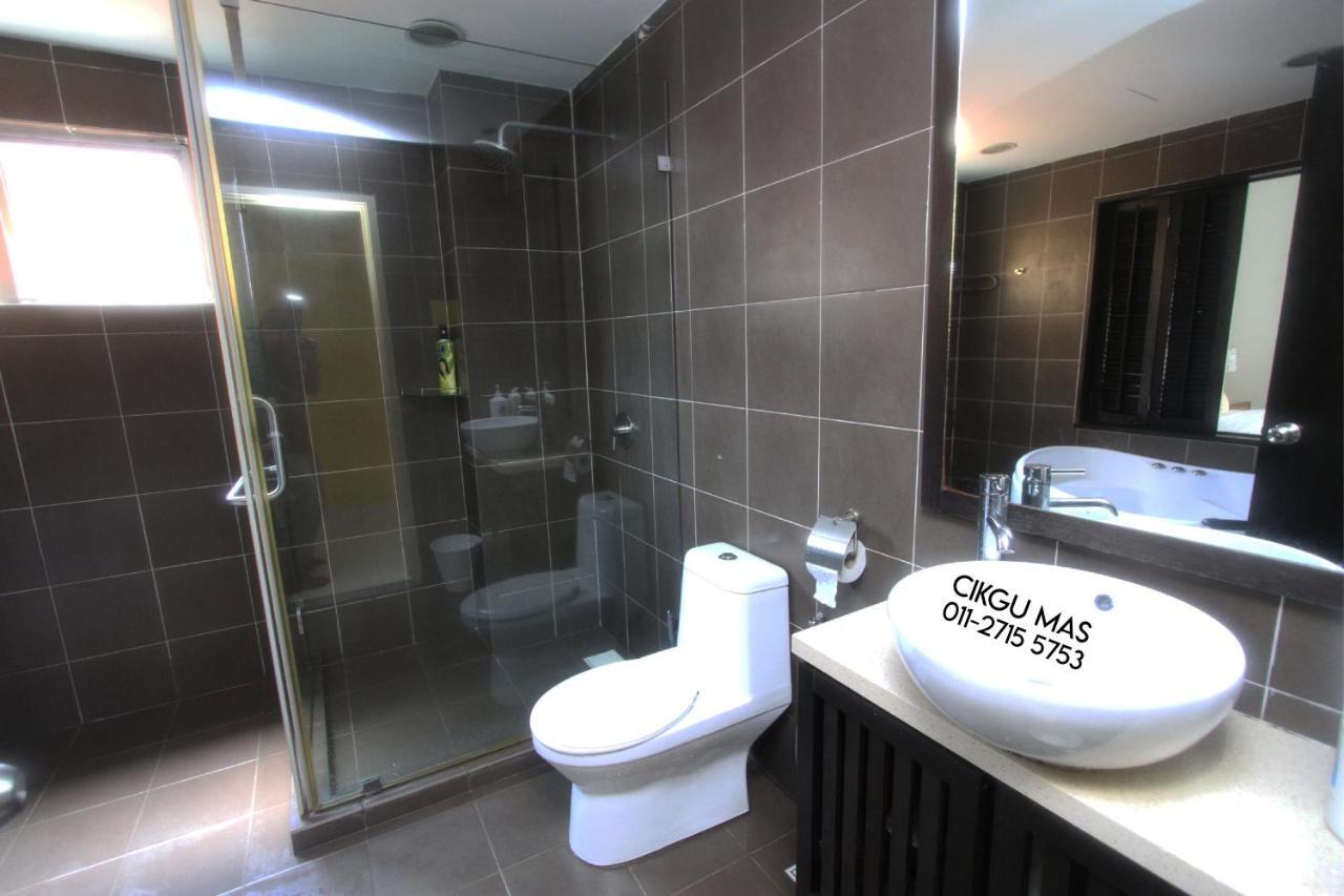 Gold Coast Morib By 369 Stay Kampong Tanjong Pechah Eksteriør billede